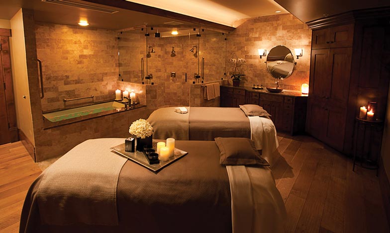 table de massage de l'hotel PARIMIS utilisé pour les soins relaxant